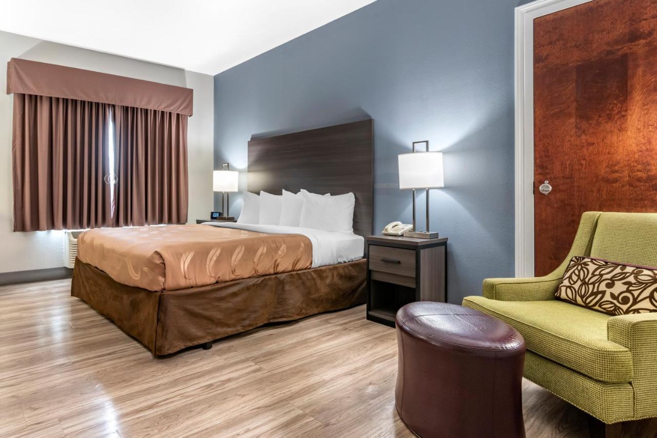 Quality Inn & Suites Demopolis Exteriér fotografie