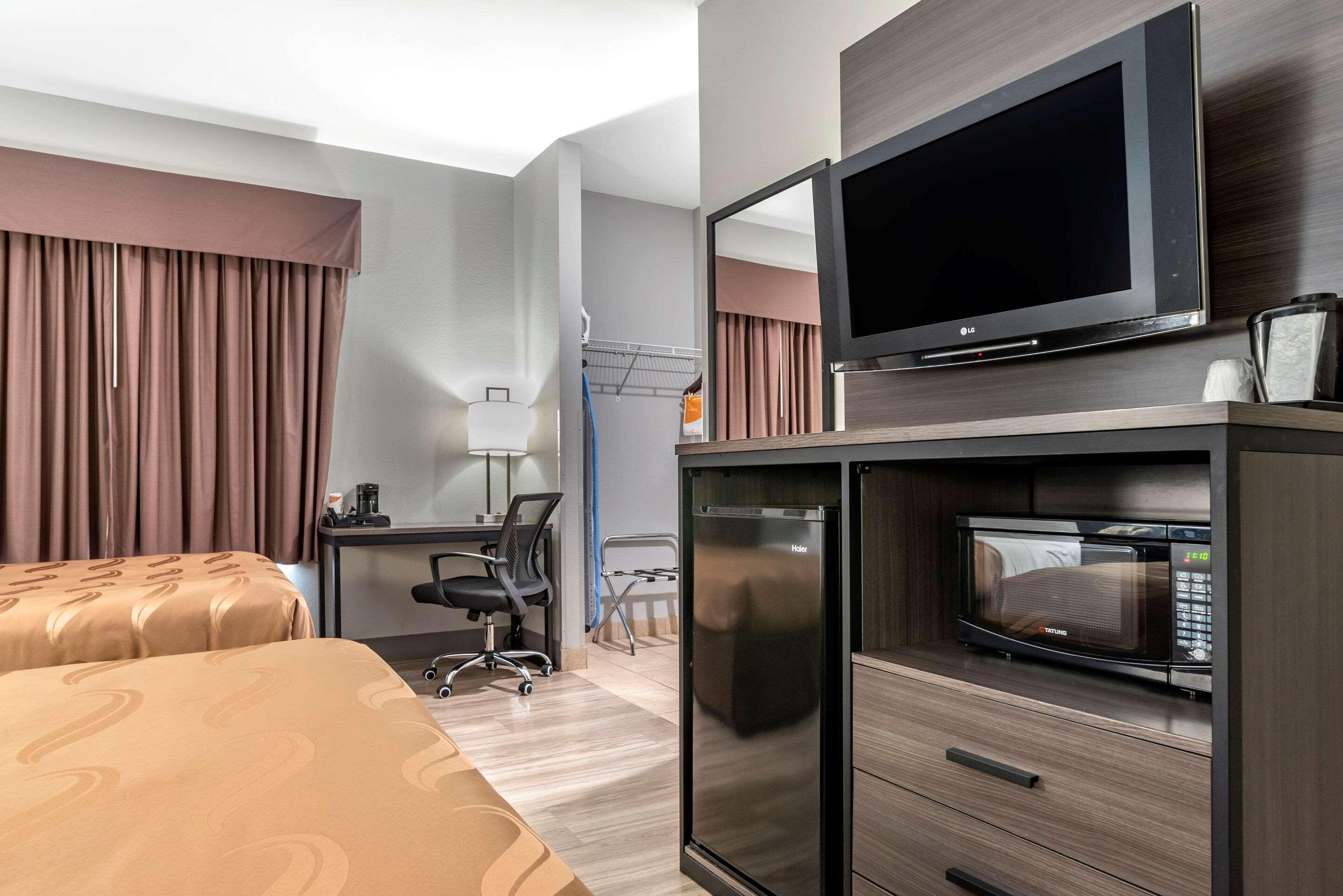 Quality Inn & Suites Demopolis Exteriér fotografie