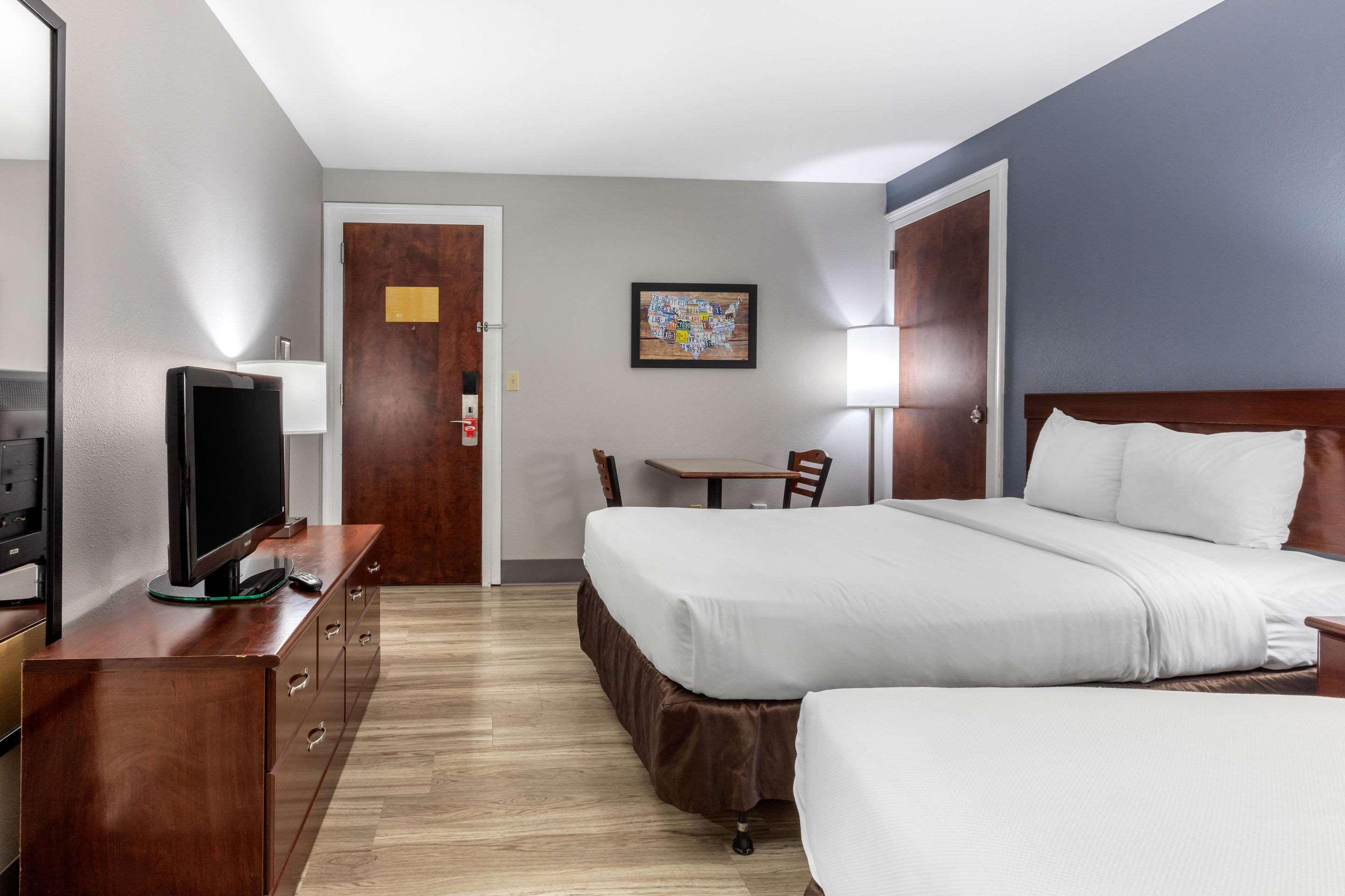 Quality Inn & Suites Demopolis Exteriér fotografie