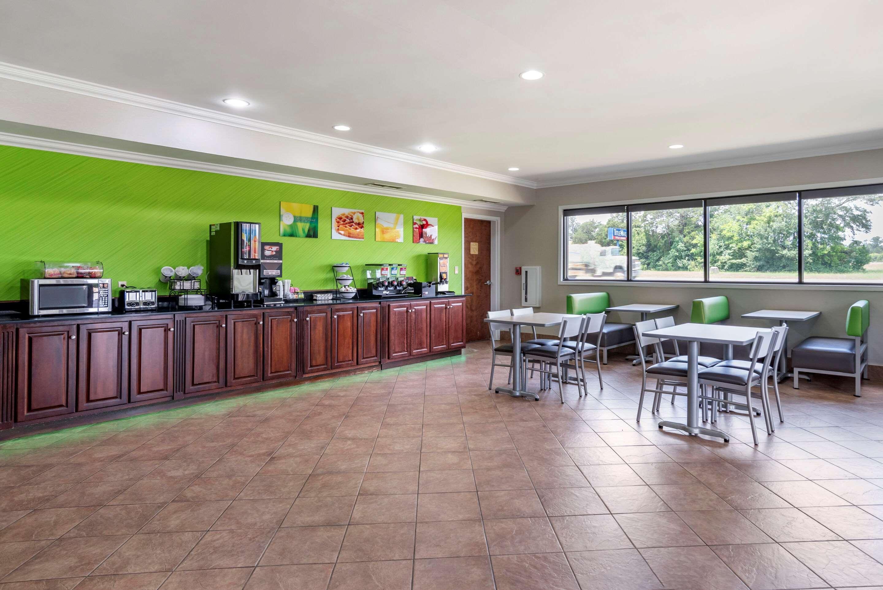 Quality Inn & Suites Demopolis Exteriér fotografie