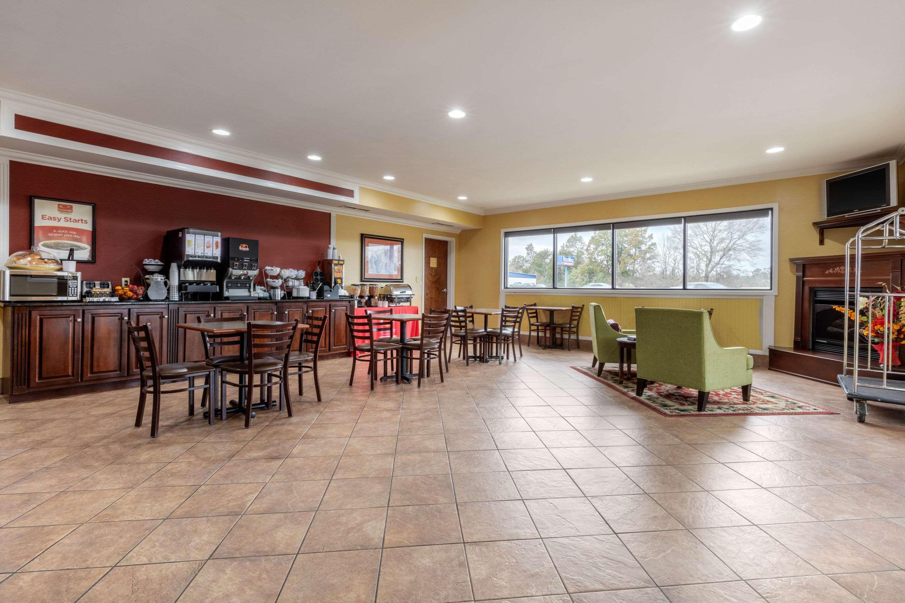 Quality Inn & Suites Demopolis Exteriér fotografie