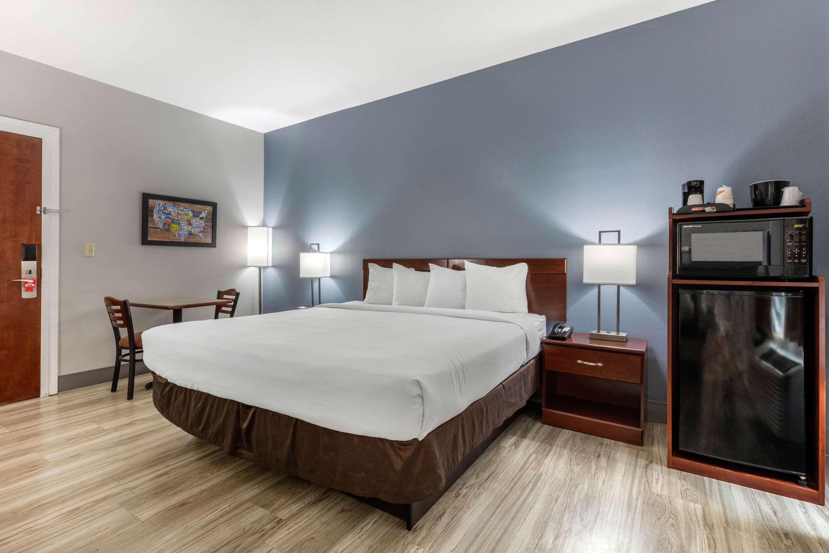 Quality Inn & Suites Demopolis Exteriér fotografie